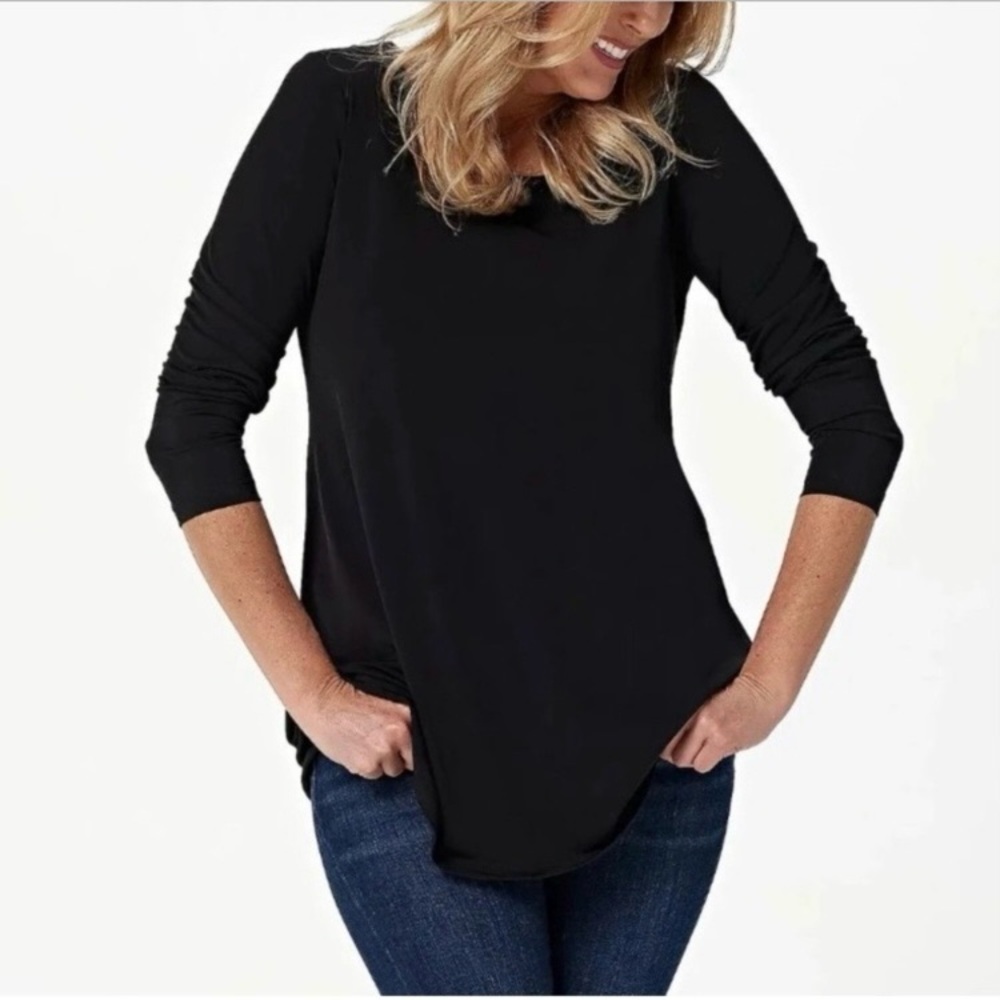 Susan Graver Modern
Essentials Regular Liquid
Knit Tunic
Navy Size 3X